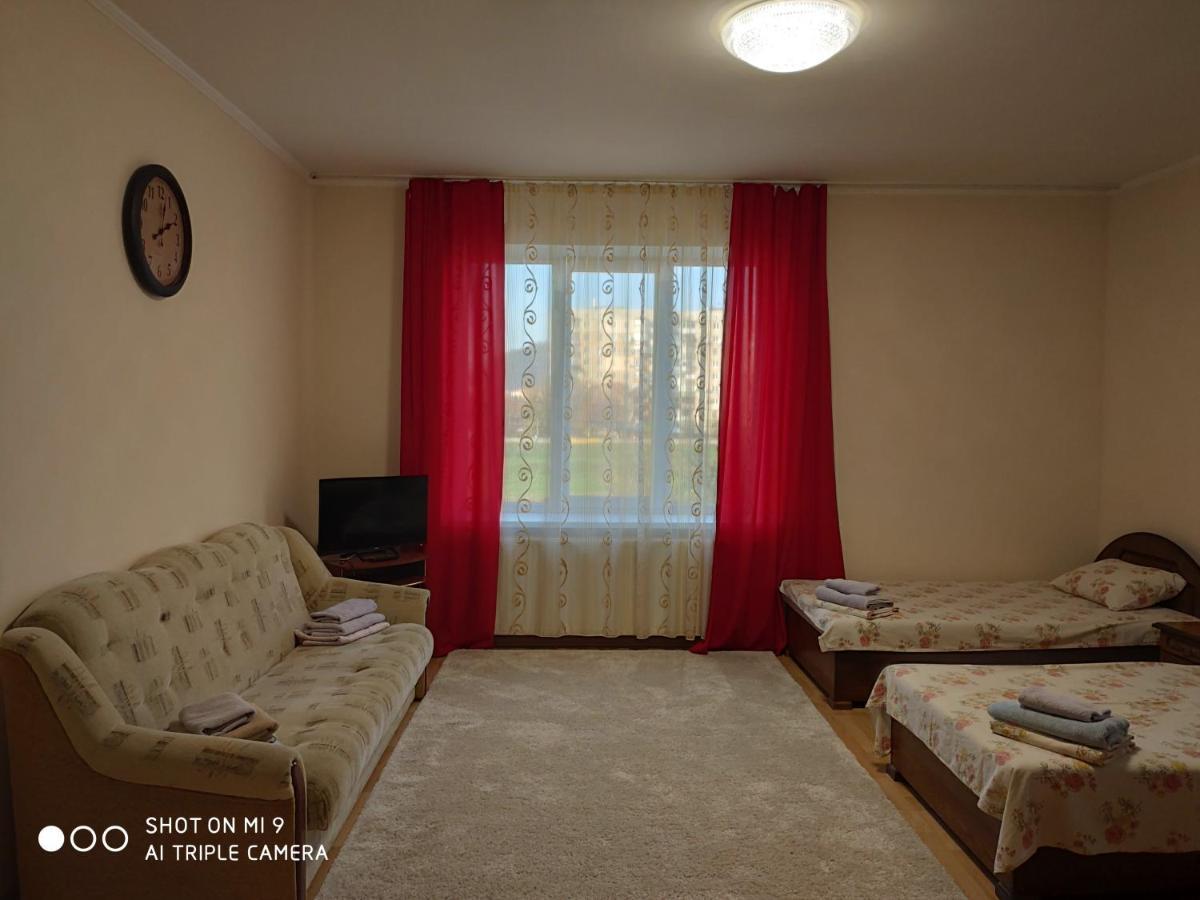 Apartments "Domovik" Івана Парканія 2А Кв 19 Mukacheve Exterior photo