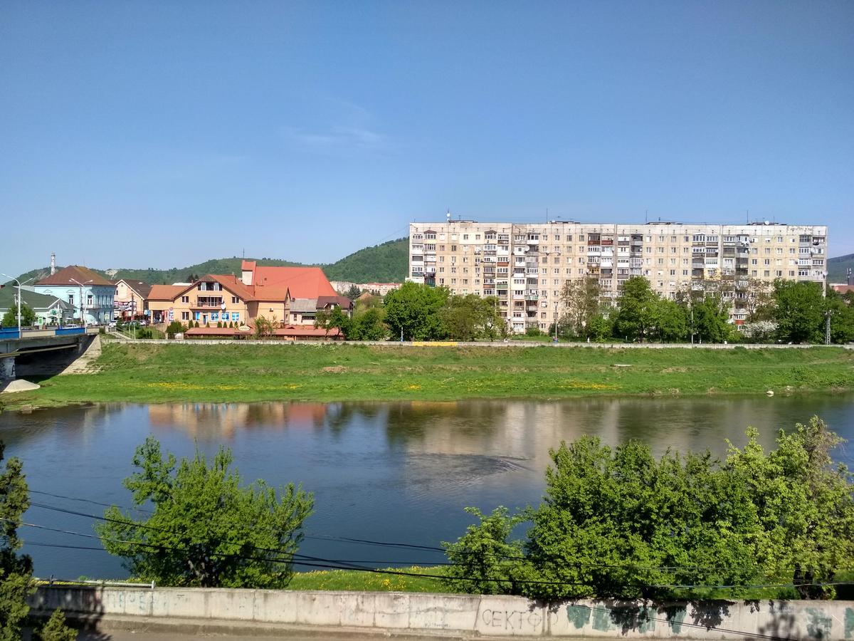 Apartments "Domovik" Івана Парканія 2А Кв 19 Mukacheve Exterior photo